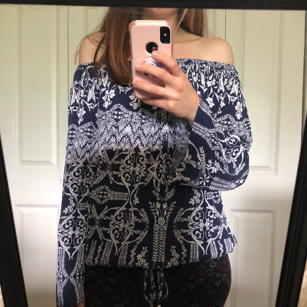 Flowy floral blouse